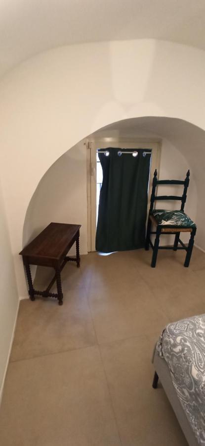 Spaziosa Casa Antica Bari Exterior foto